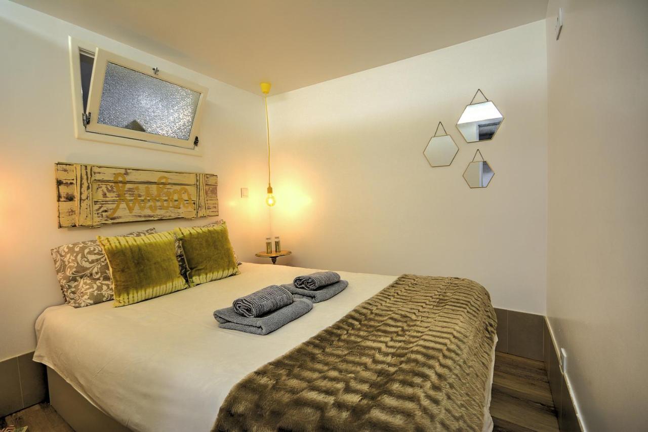 Traditional Apartment With A Terrace, Ac And Fast Internet Lisboa Exteriör bild